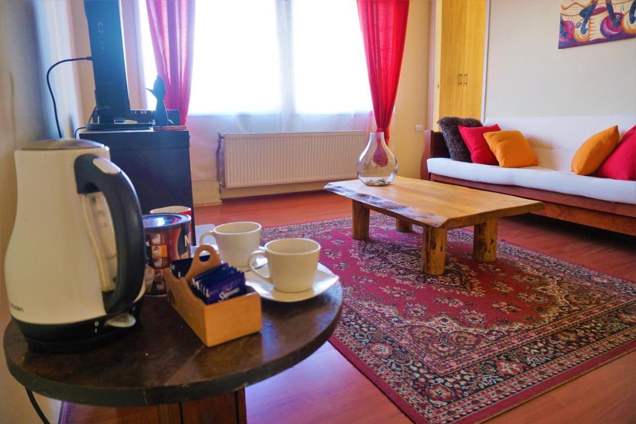 Hostal Casa Arrayan Coyhaique Extérieur photo
