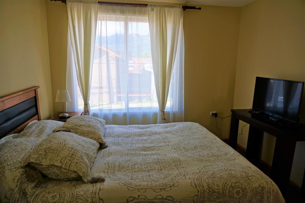 Hostal Casa Arrayan Coyhaique Extérieur photo